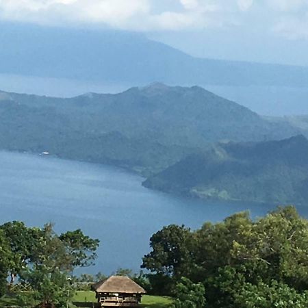 A Breath Taking View Of Taal Lake & Volcano Тагайтай Экстерьер фото