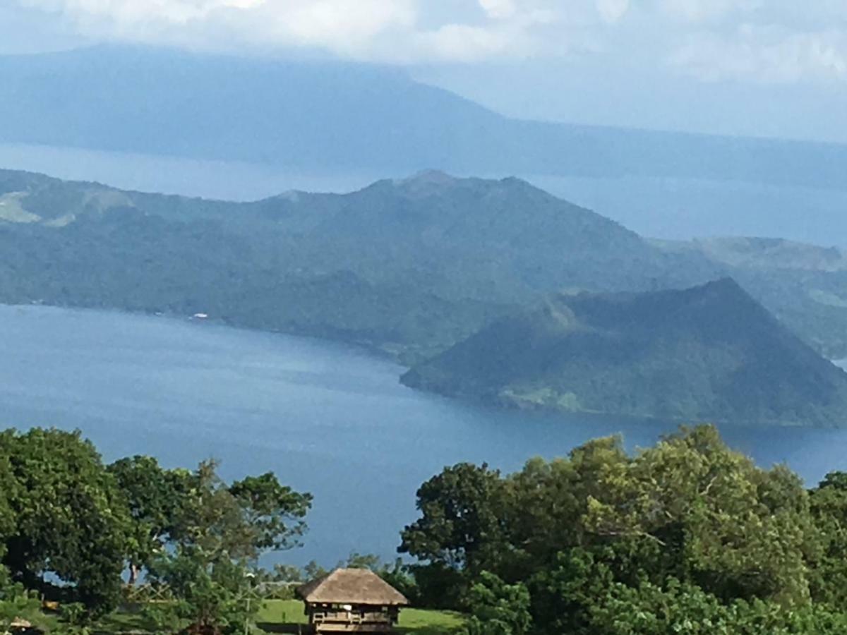 A Breath Taking View Of Taal Lake & Volcano Тагайтай Экстерьер фото